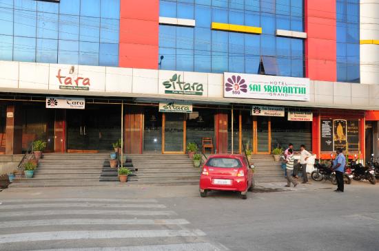 Hotel Sai Sravanthi Grand